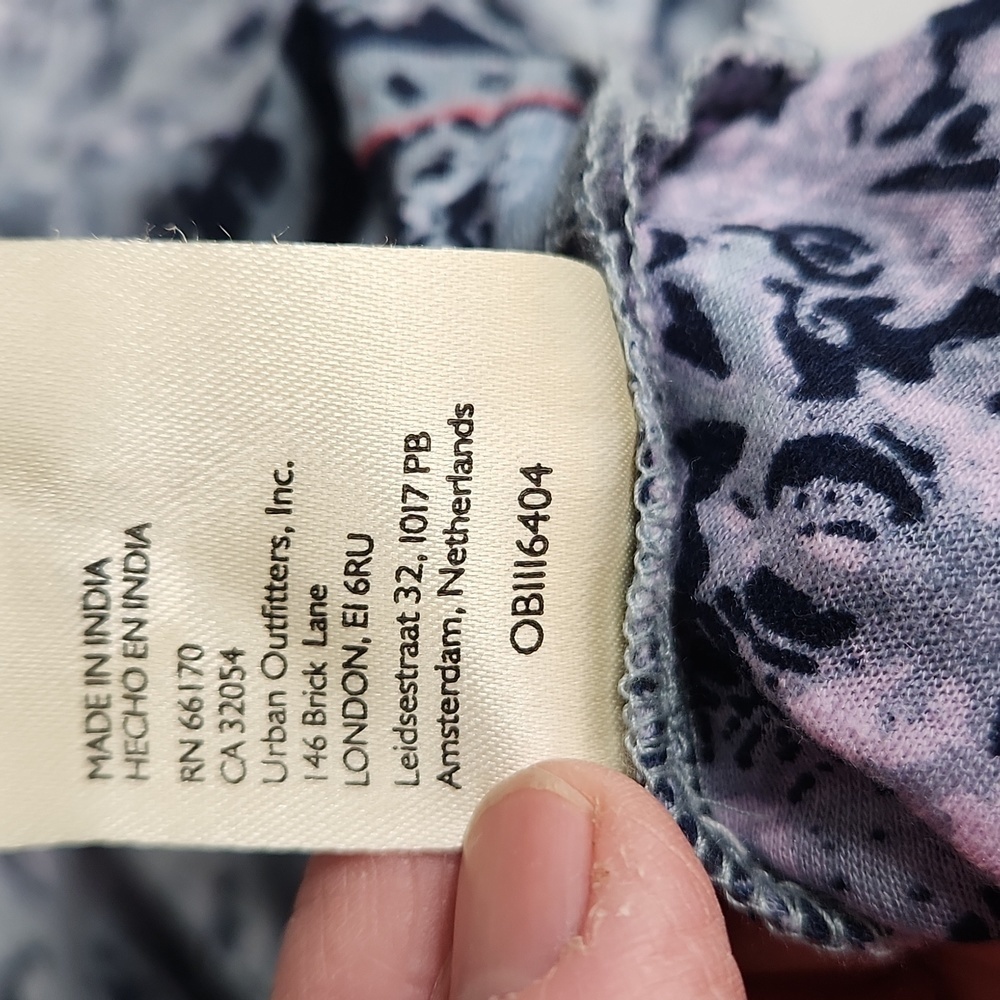 Free People High Tide Printed Oversized Tee Chambray Combo - Picture 10 of 10